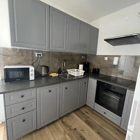 Banana Apartment *